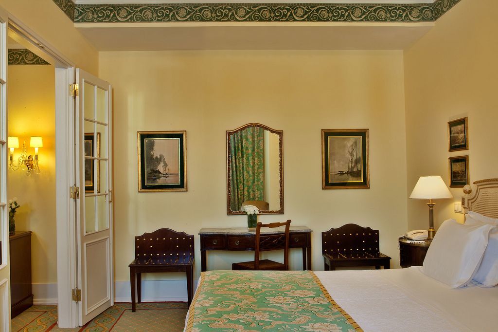 Hotel Avenida Palace Lisboa Exterior foto A room at the hotel