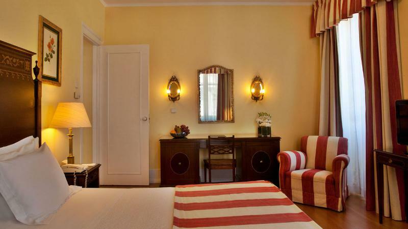 Hotel Avenida Palace Lisboa Exterior foto A room at the hotel
